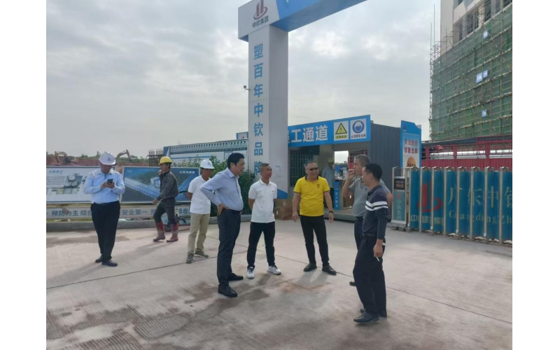 筑牢安全防线共防台风侵袭